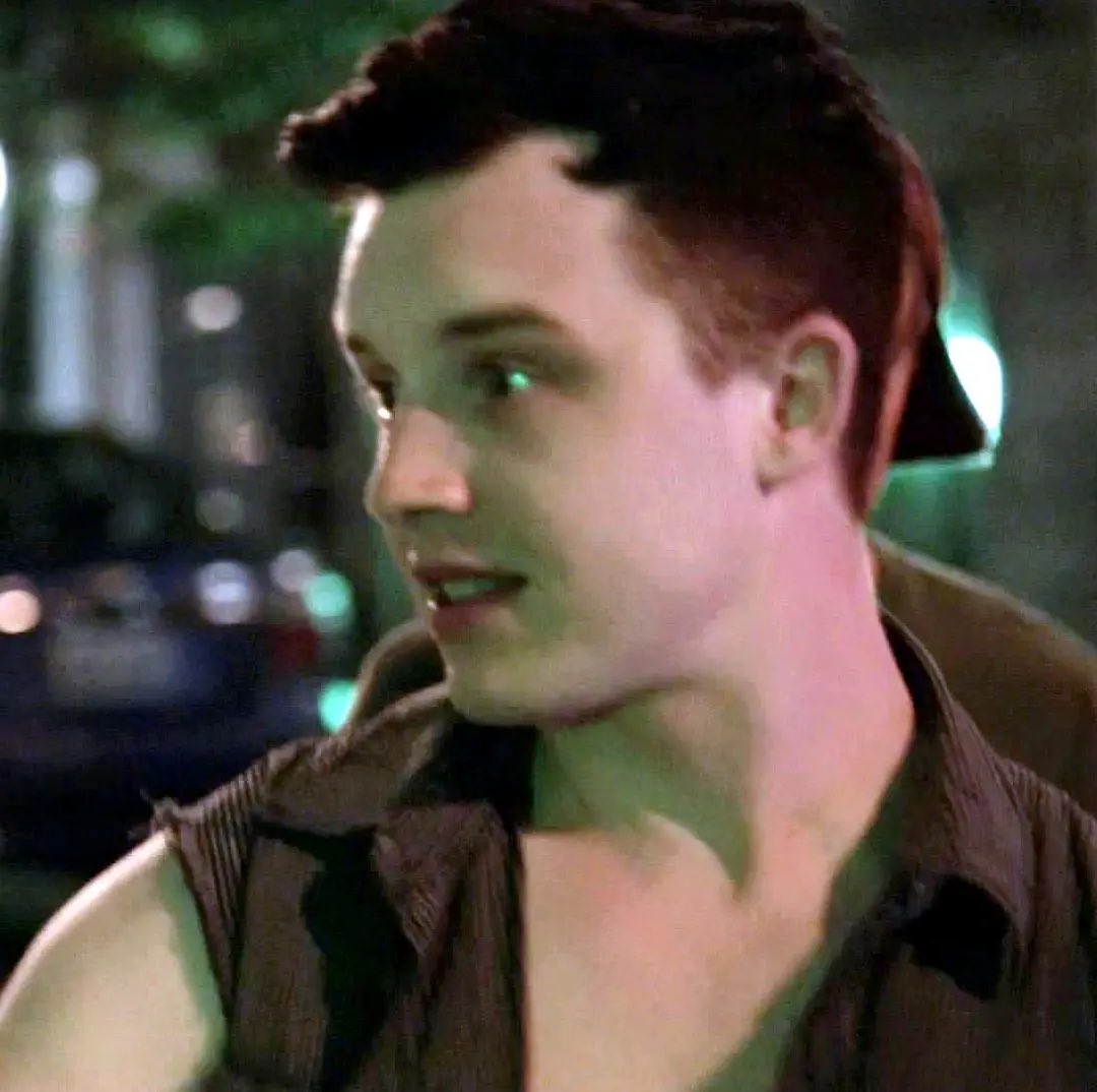 hourly noel fisher tweet media