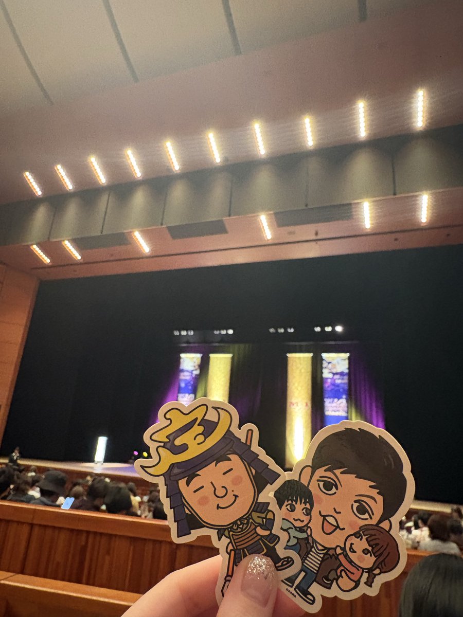 1015_snow's tweet photo. M-1ツアー神戸、楽しかった！！！
初めて見る芸人さん多かったし、吉本以外の芸人さんを見れる機会が貴重なので、今回ほんまに嬉しかった！！！ https://t.co/eMOwRZ0IHL
