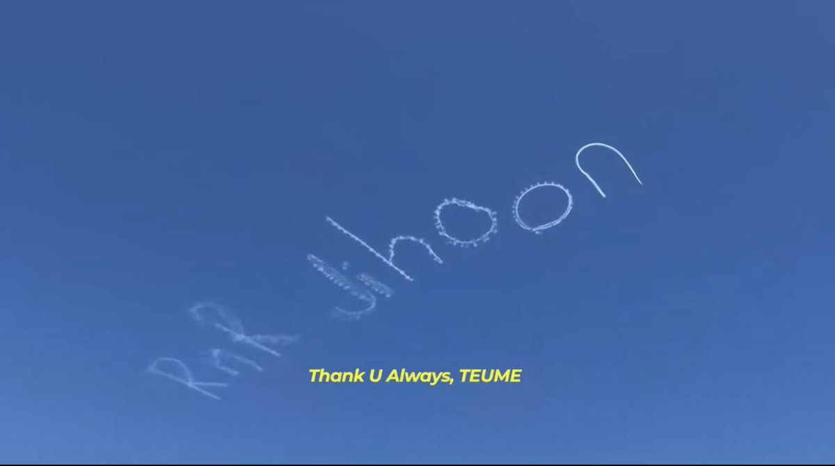 しまうま tweet media