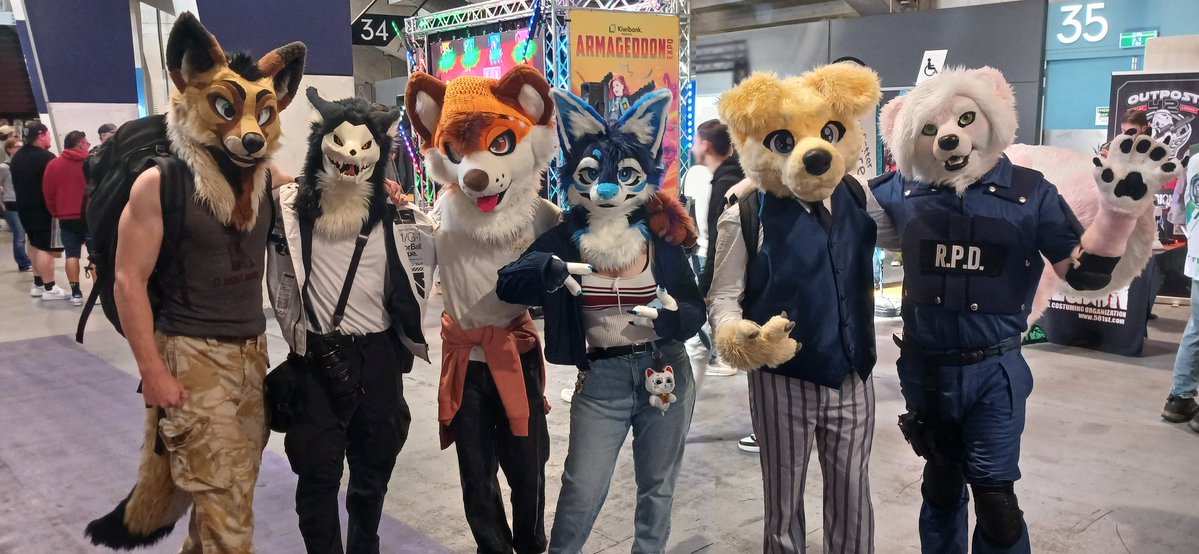 Milkshake the Skunk tweet media