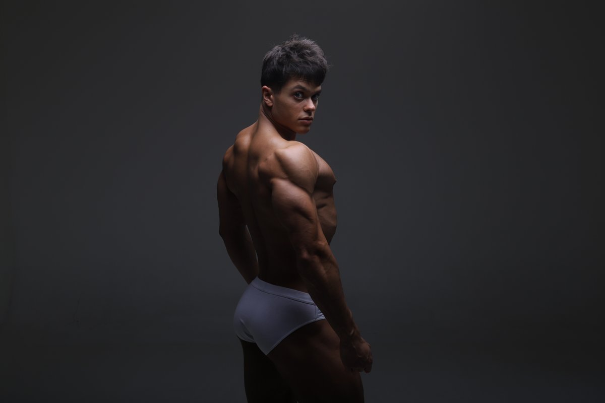 Pro bodybuilder experience tweet media