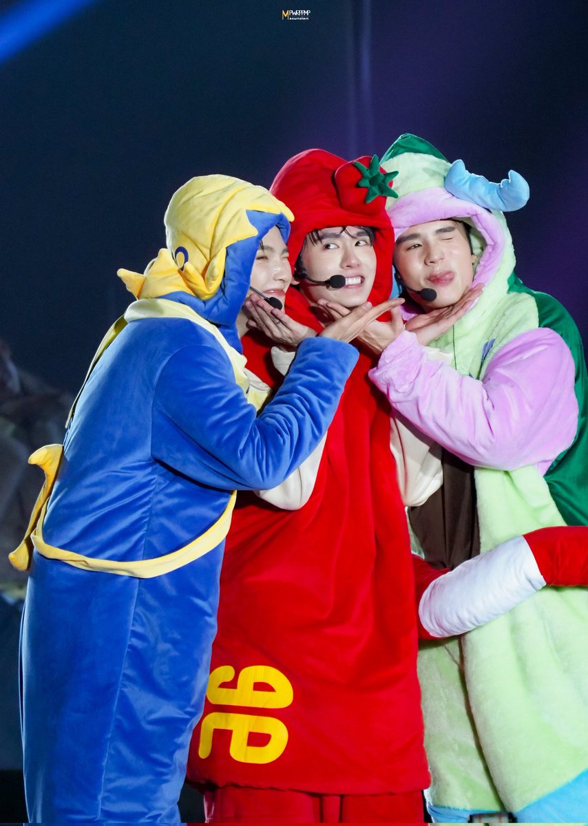 meti (미미) ´ސު｀‎ tweet media