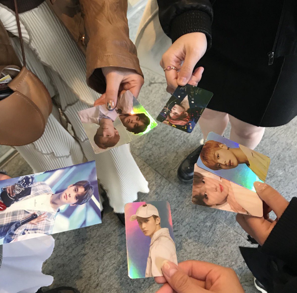 0802127M's tweet photo. 2019/04/02 
六本木のイベント 
外れた組で仲良くなったのもおもろいし (泣) https://t.co/AONYvqRnBf