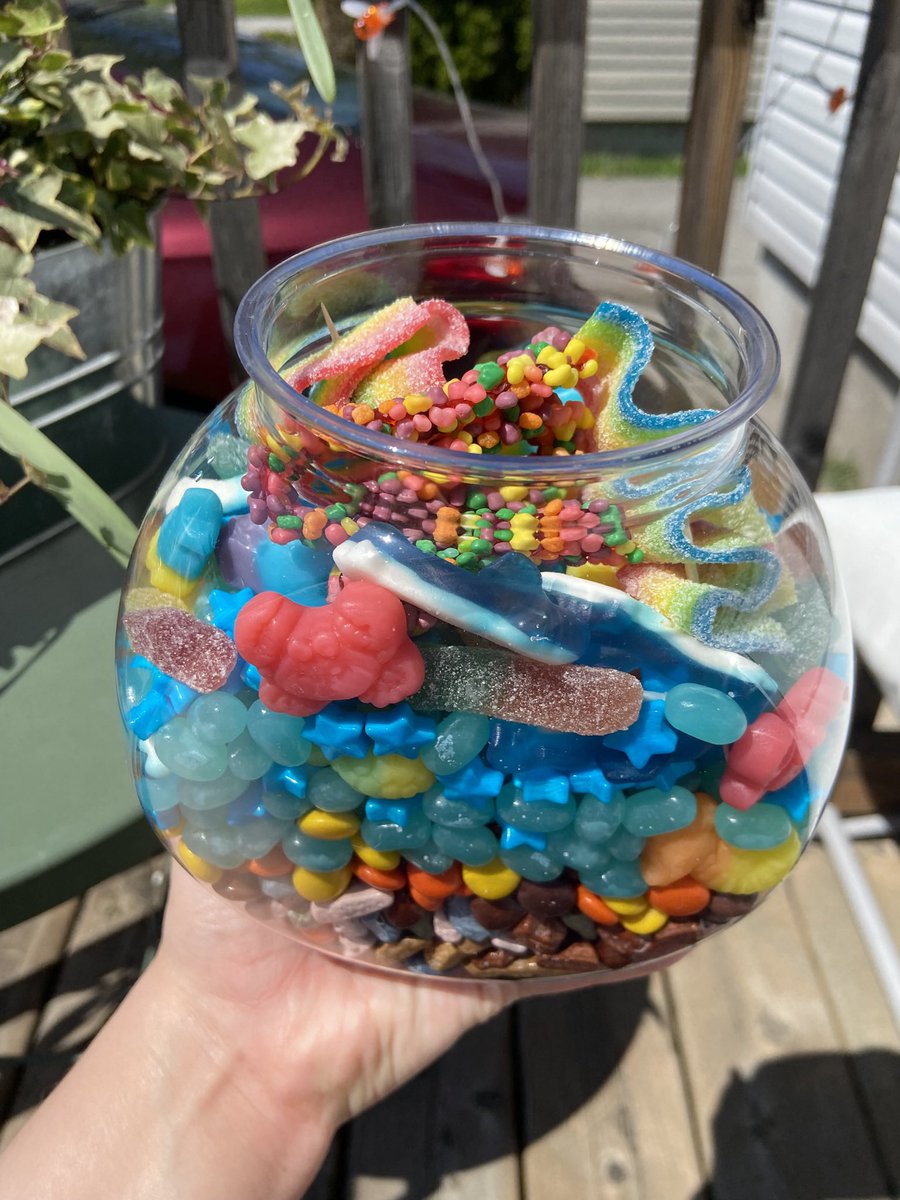 a vampire with “issues” tweet media