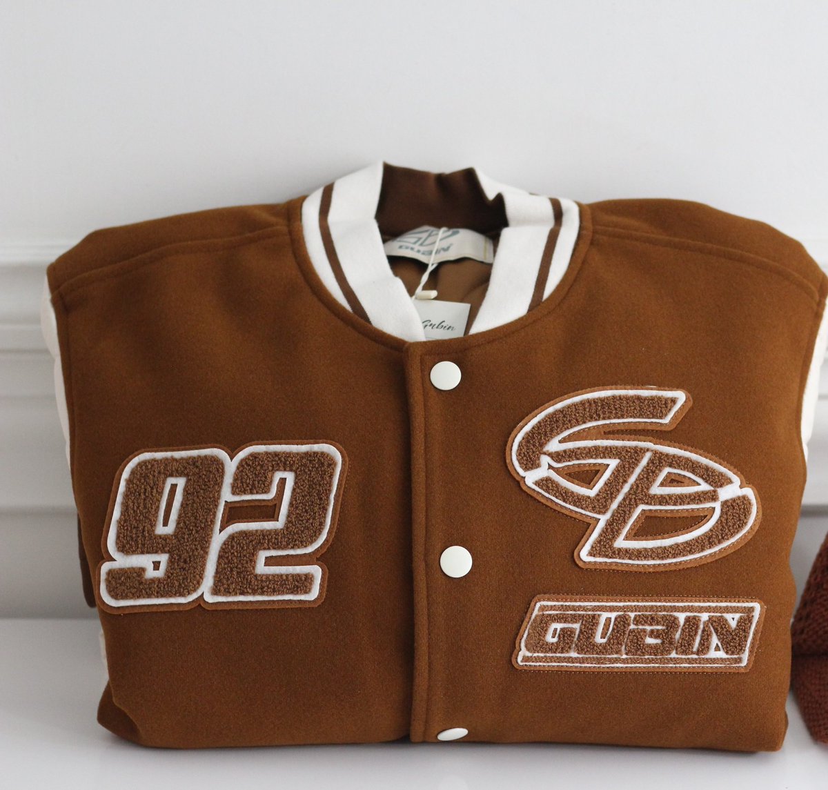 When I saw it I recognized it immediately, thank you for using the birthday gift jinjin, it suits you very well ☺️💚
#진진 #JINJIN <a href="/JINJIN_offcl/">JINJIN OFFICIAL</a>