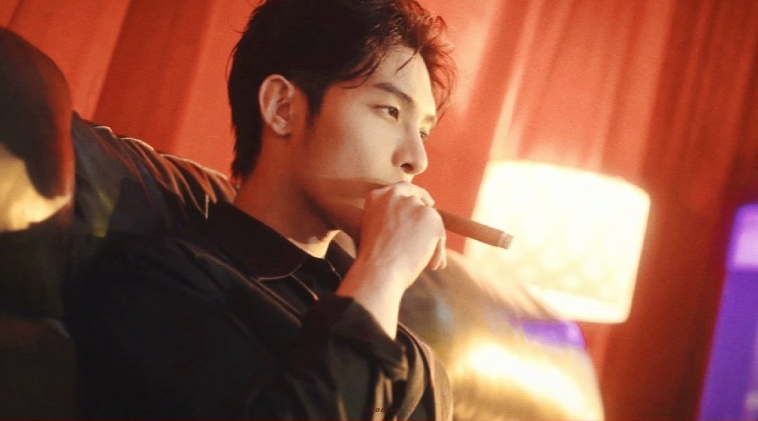 𝕀'𝕝𝕝 𝕓𝕖 𝕪𝕠𝕦𝕣 𝕝𝕚𝕘𝕙𝕥 🌙 tweet media