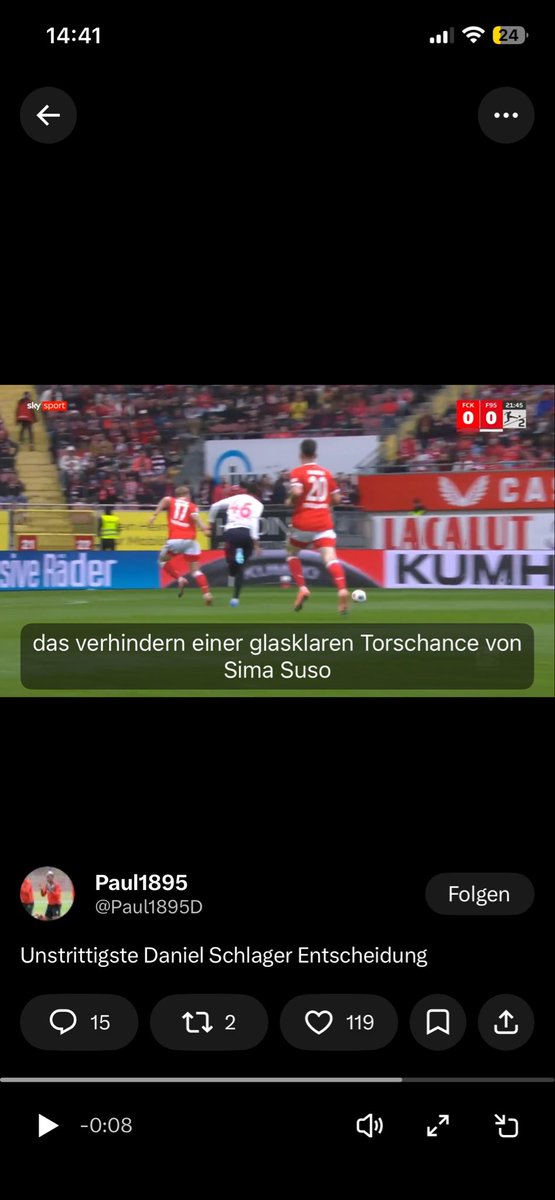 Taulan93's tweet photo. @Denno01_ @Paul1895D Hält ihn sogar am Handgelenk fest https://t.co/aQEIzoKGlu