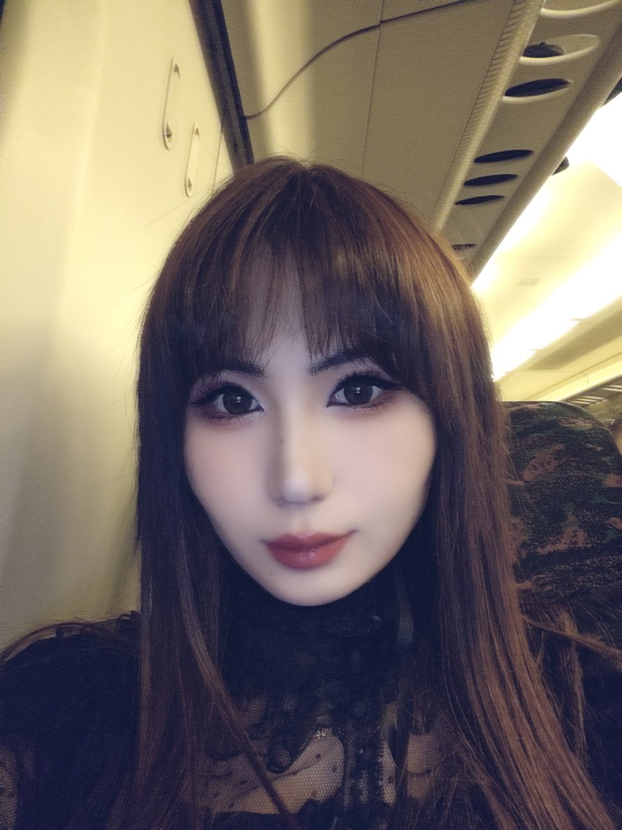 a36904's tweet photo. 动车上的随拍 #男娘 #伪娘 #药娘 #女装 #TS #mtf https://t.co/IMM677GOQU