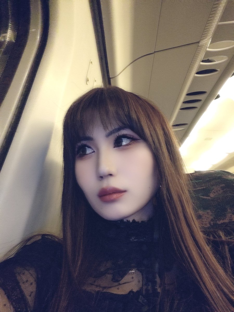 a36904's tweet photo. 动车上的随拍 #男娘 #伪娘 #药娘 #女装 #TS #mtf https://t.co/IMM677GOQU