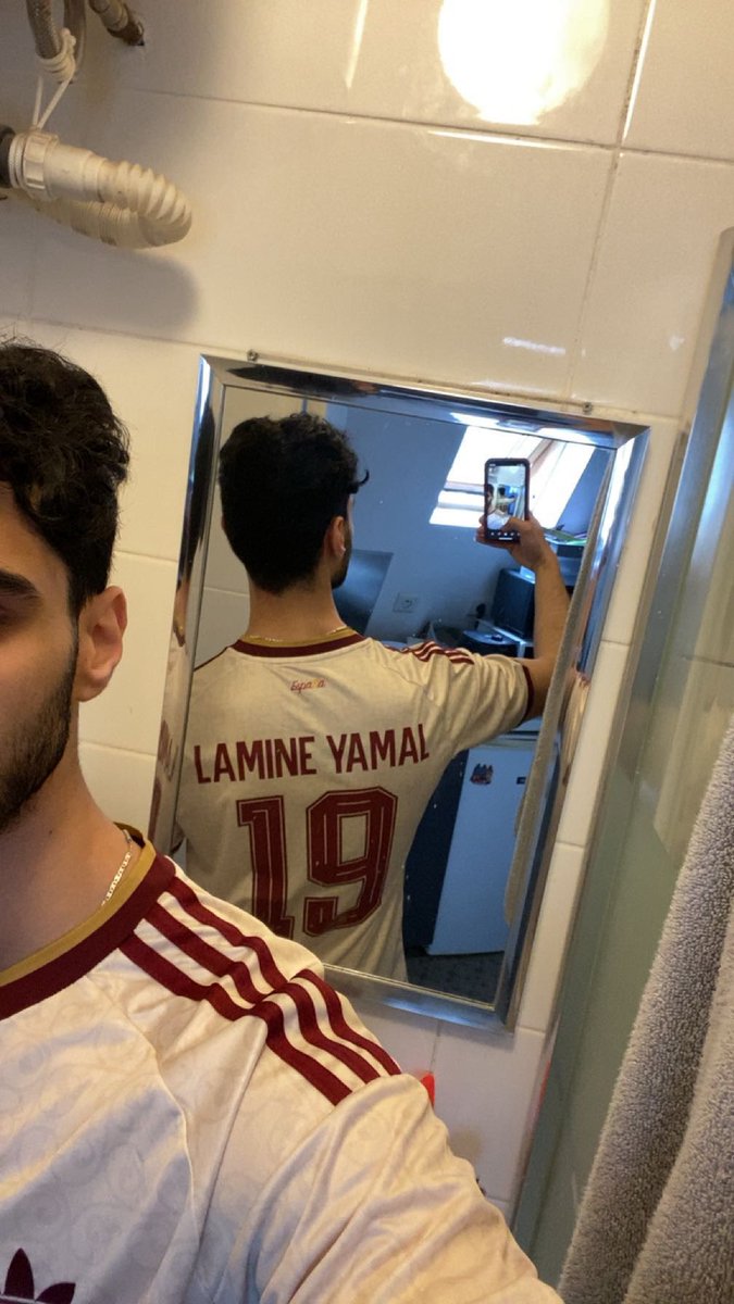 ElpibeEnOr🇩🇿 tweet media