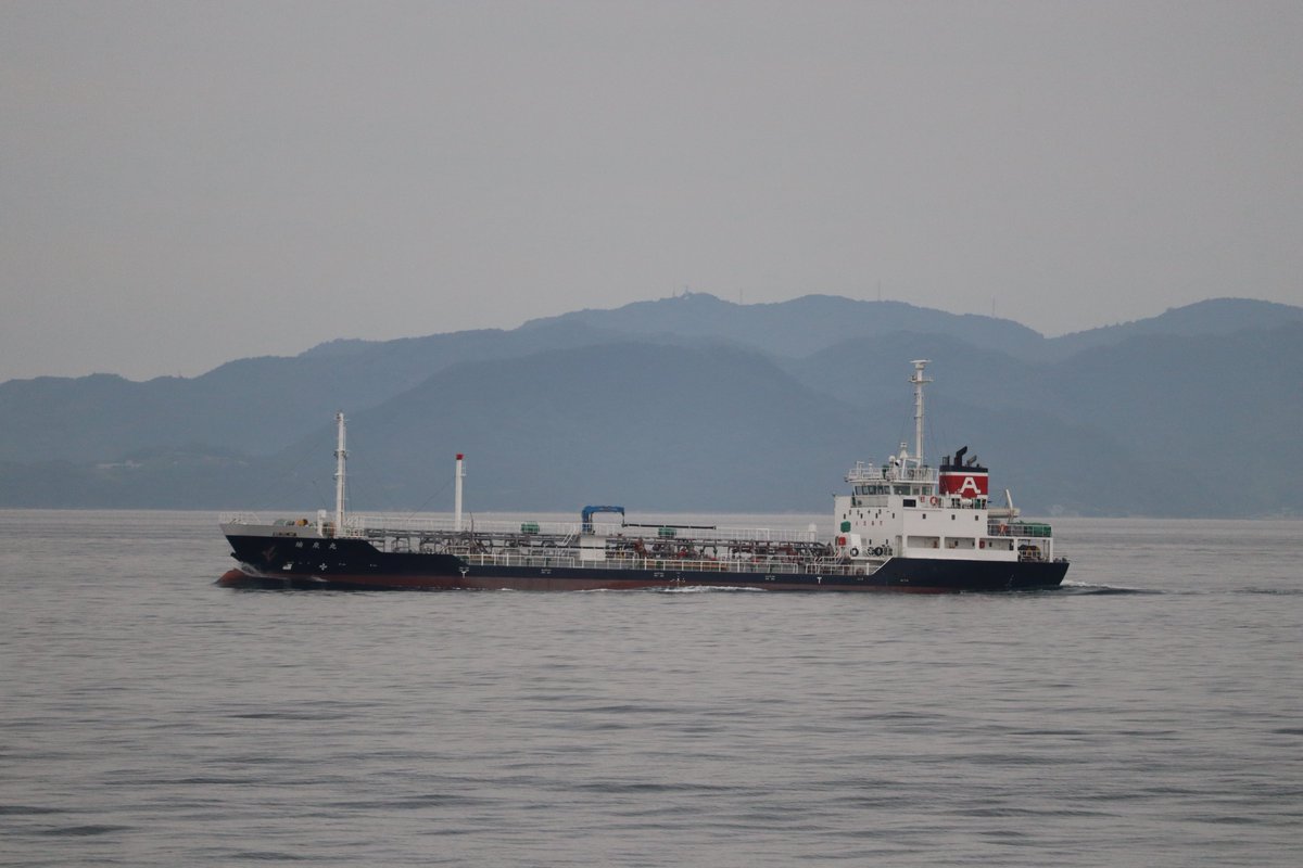 naikouSea's tweet photo. 栄積【Eiseki 】久本汽船 エイトラス 749GT 1933DW 2000.11 伯方造船 阪神内燃機工業 LH34LG 2200ps
瑞泉丸【Zuisen Maru】新宝海運 JRTT 旭タンカー 997GT 2309DW 2014.3 山中造船 阪神内燃機工業 LA32G 2000ps
 #内航船の日 https://t.co/UHzoeJ3Fyo