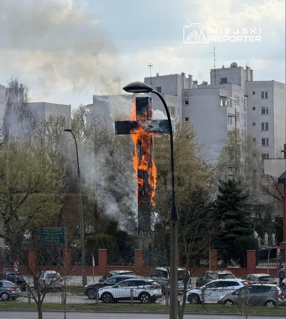 Jakub Boomer tweet media