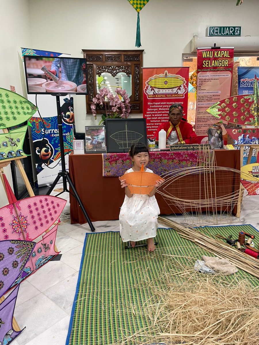 MaticMY's tweet image. #MaticMY #VisitMatic #PersatuanSukanTradisionalMalaysia #PermainanTradisional #SepakRaga #Ketengteng #DamMelayu #Gasing #Ketingting #Congkak #BatuSeremban #BatuSerembat #BatuSembang #Warisan