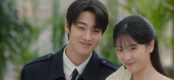 Aisy🐻🦌 tweet media