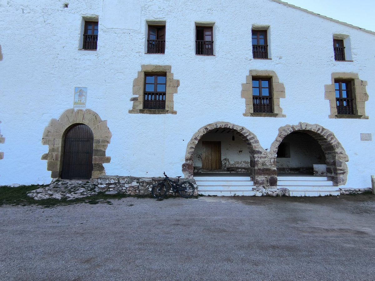 Tokio expréss tweet media