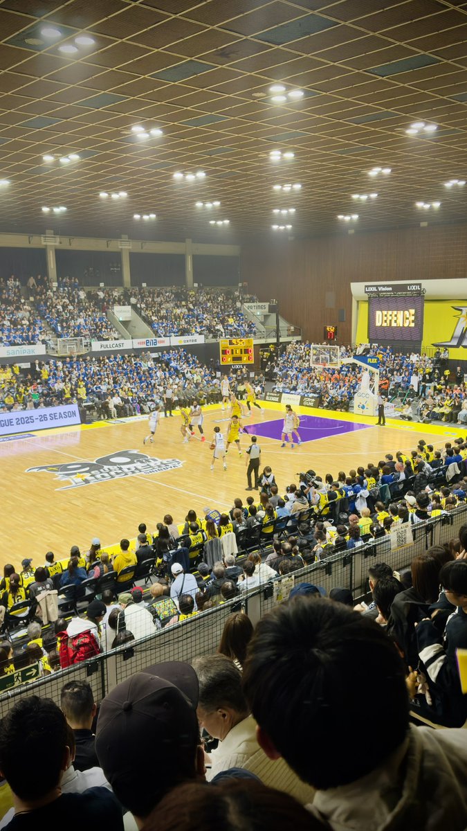 サンロッカーズ渋谷🆚シーホース三河
青学ラスト🏀