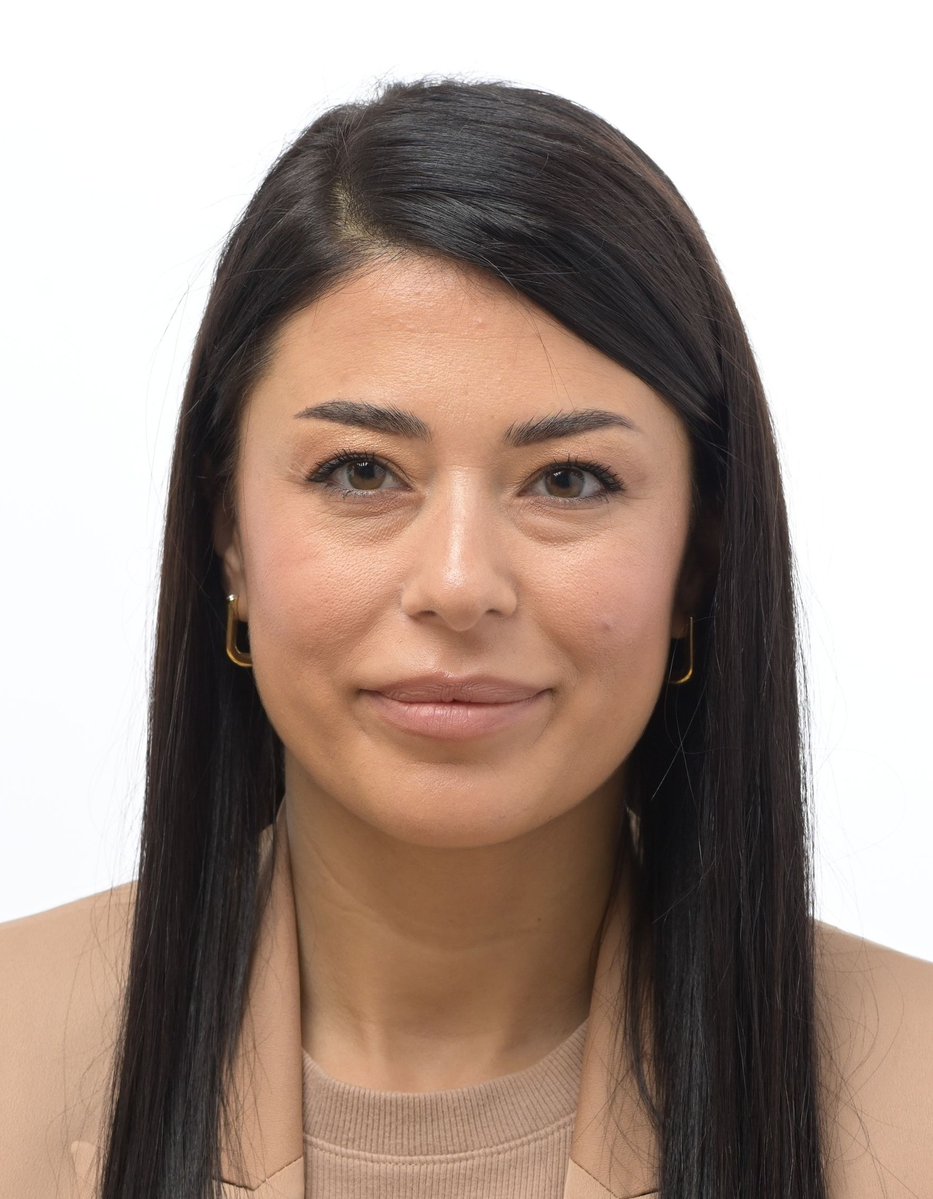 Evans the red tweet media