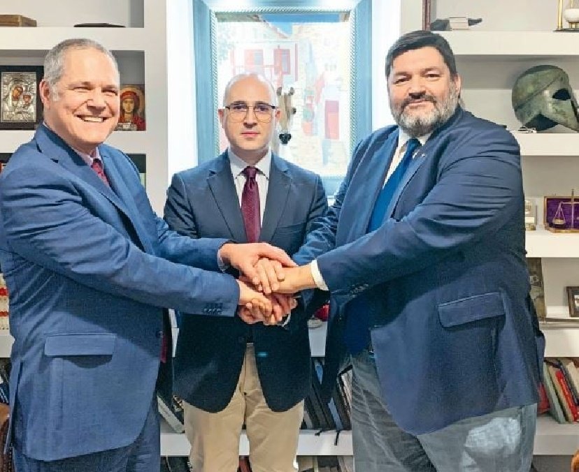 Evans the red tweet media