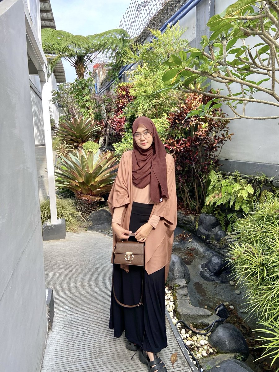 Rambut Pink tweet media