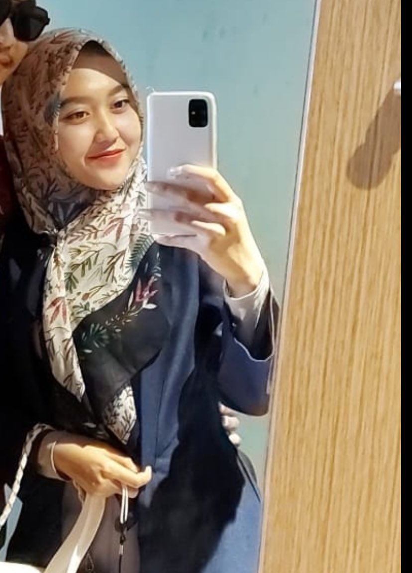 Rambut Pink tweet media