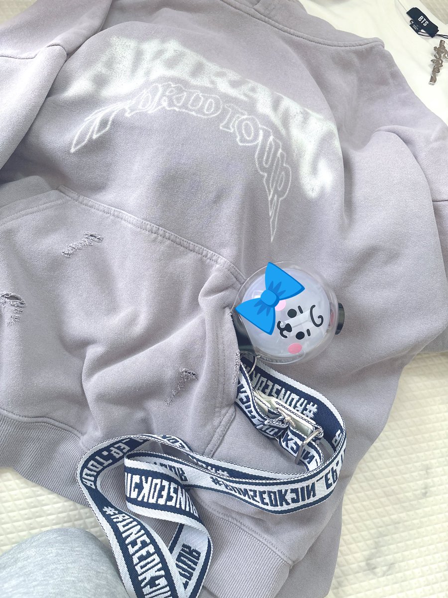 ARIRANG Merch着 こんないつ着るの？だが記念記念w 🩶らぶ alo👟発掘一回も履いてない Hoodie&Pants Set-up ...