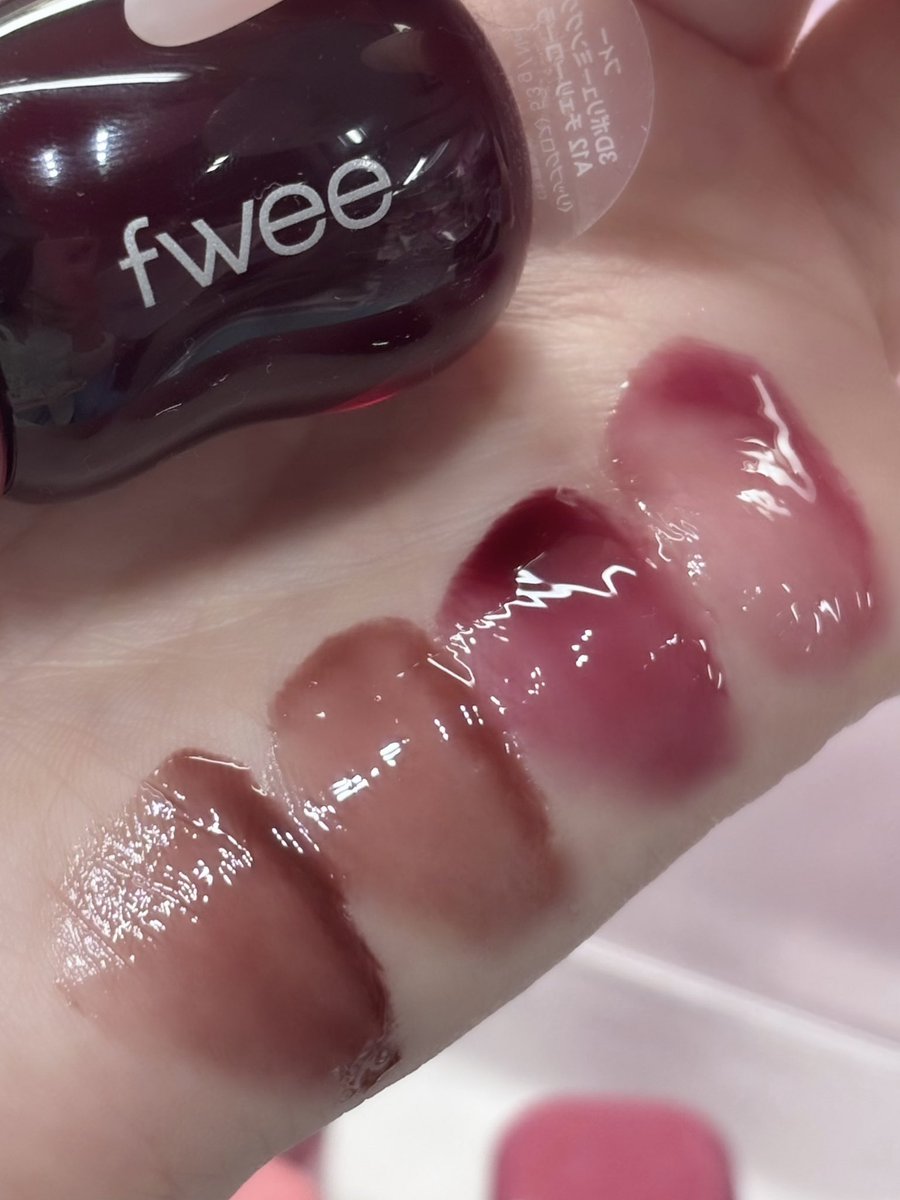 𝑁𝑜𝑒𝑐ℎ𝑖 tweet media