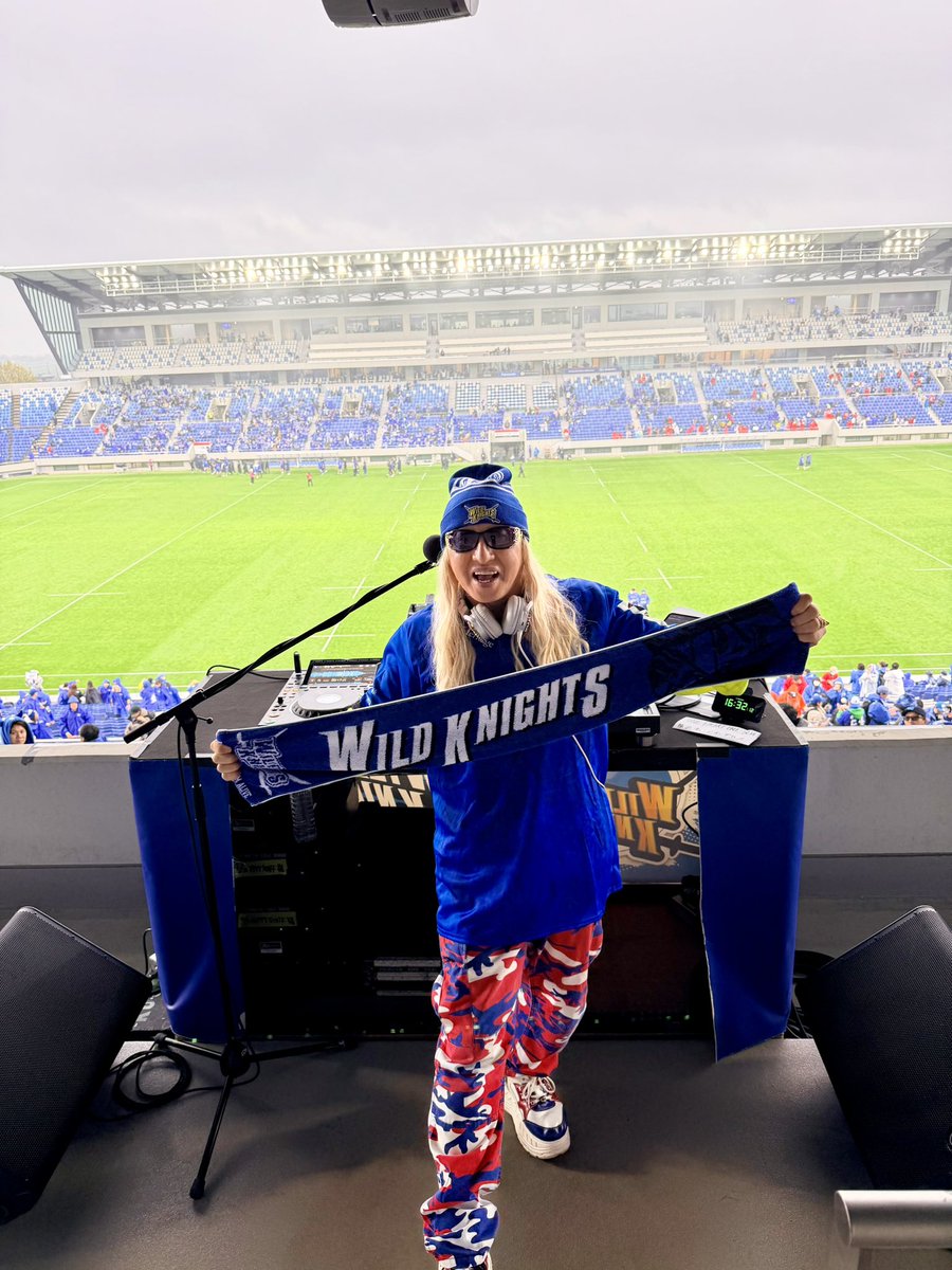 D J K O O tweet media