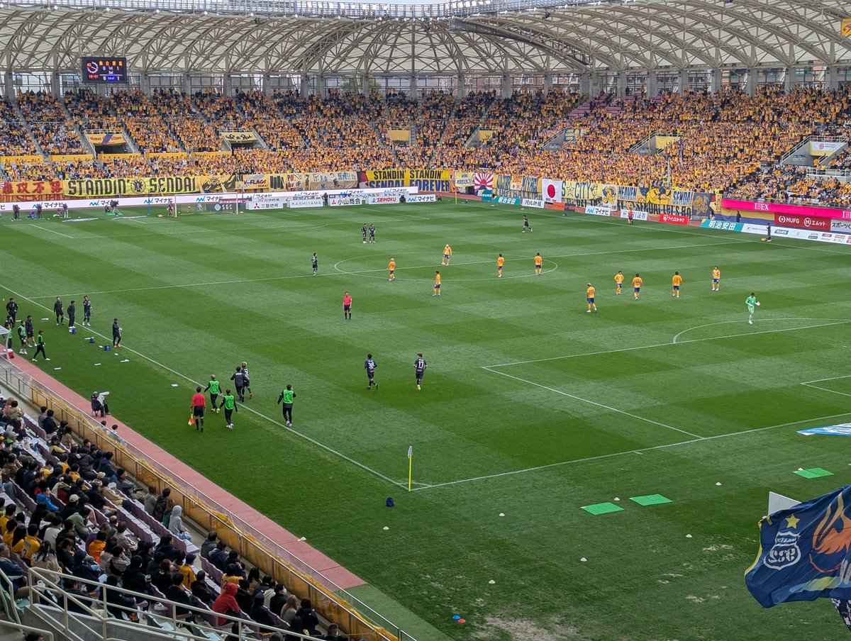 ジュン tweet media