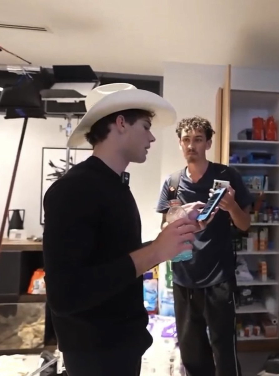 theyounglaur's tweet photo. It’s giving gay cowboy vibes 😂😂😂 https://t.co/8tlGQG6DE8