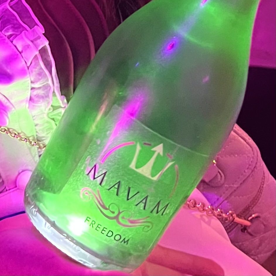 h_skb69's tweet photo. 昨夜その2
#mavam #マバム https://t.co/kYH7sAyIuy