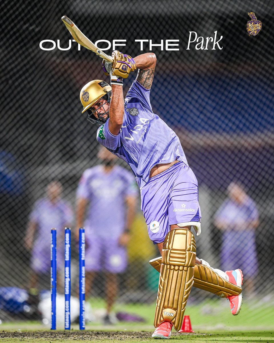 Pandey ji makes even six-hitting look stylish 😮‍💨🔥