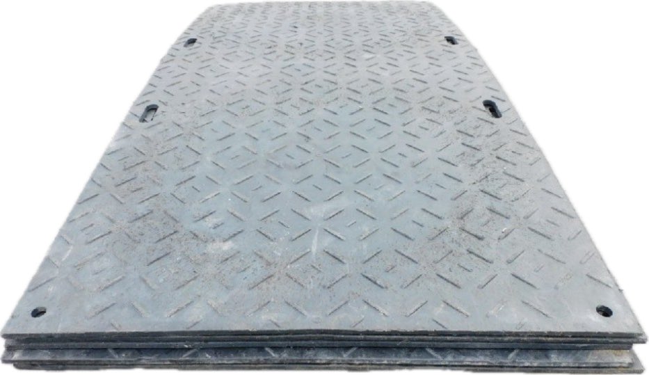 neofiirookinawa's tweet photo. 【中古良品】プラシキマット4×8
1枚　17000円（税込）
5枚　84000円（税込）

size⤵︎⤵︎
1230×2540 厚14mm（リブ抜厚）

現在在庫20枚あります🙌 https://t.co/zZUtJpjzzv