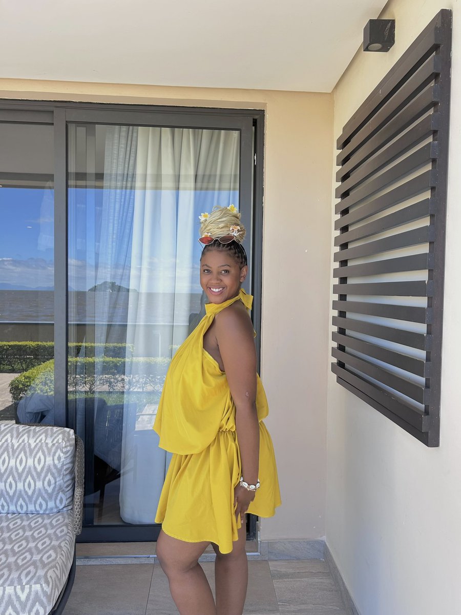 Miss clarito tweet media