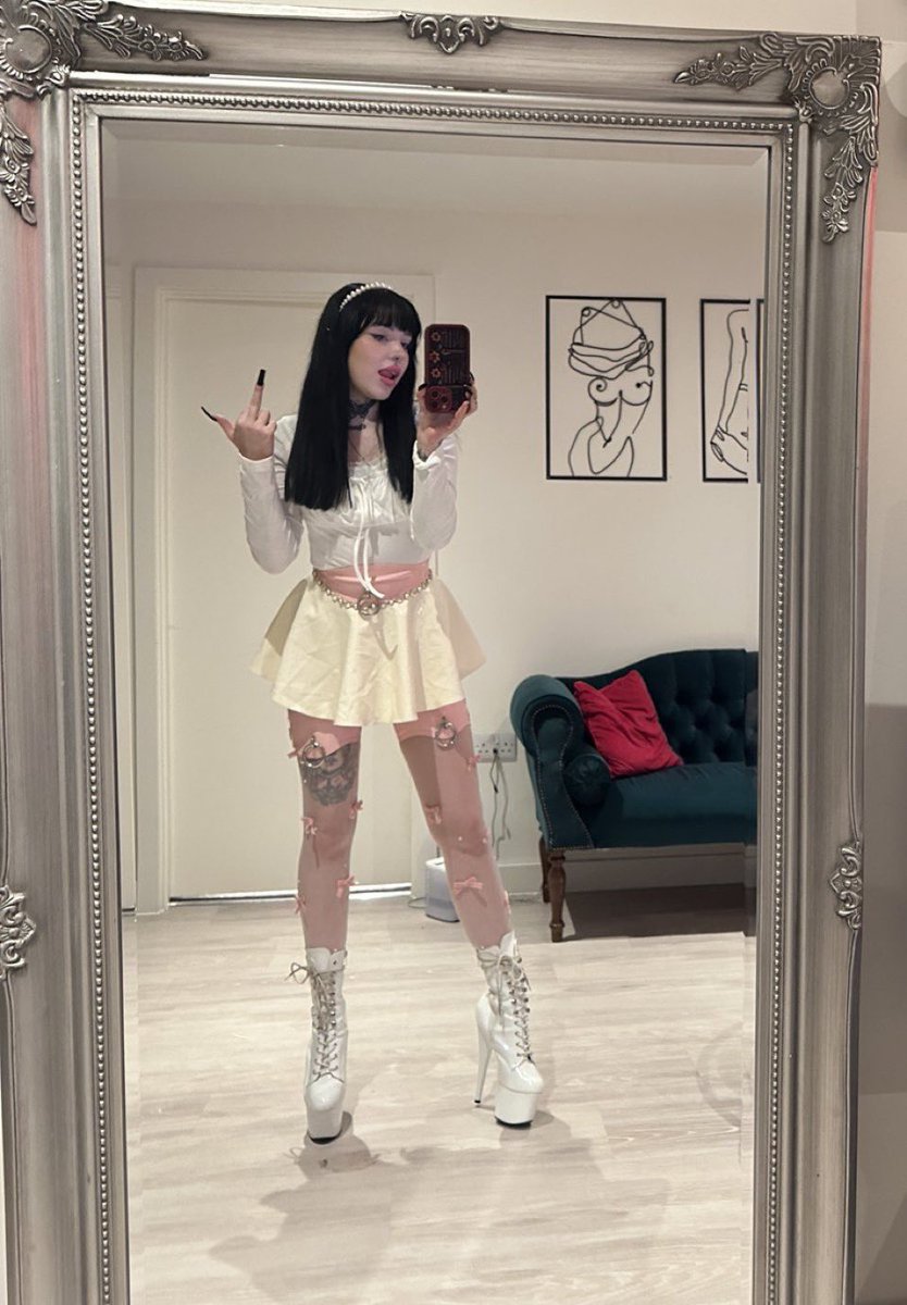 Goddess Vici tweet media