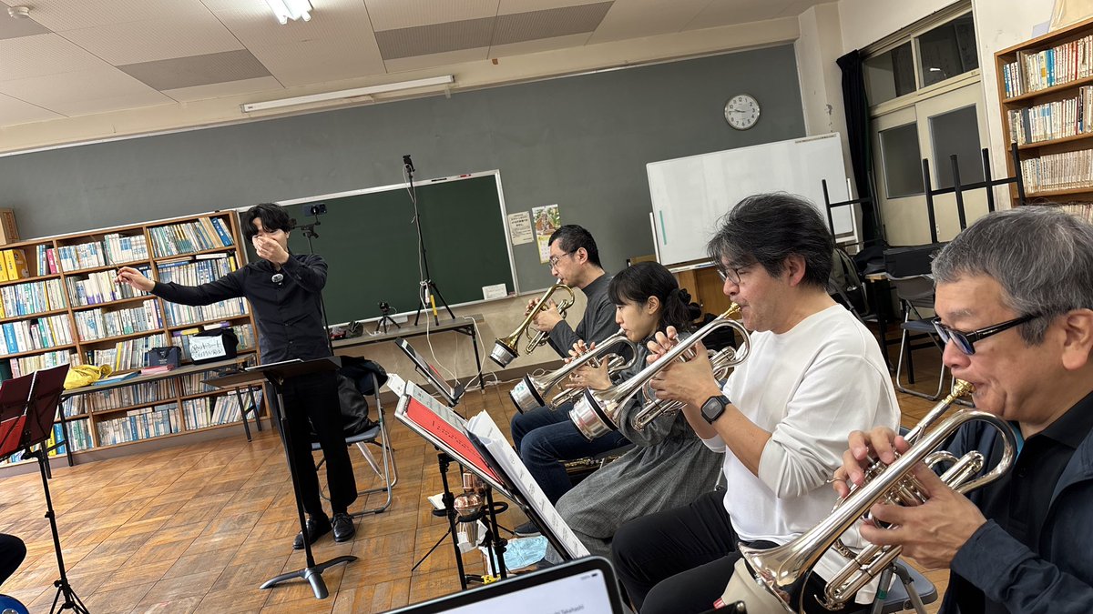 Happy Penguin Brass tweet media