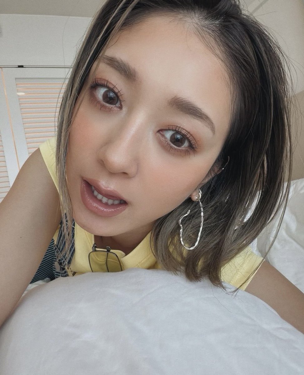 まみ@美女百科 tweet media