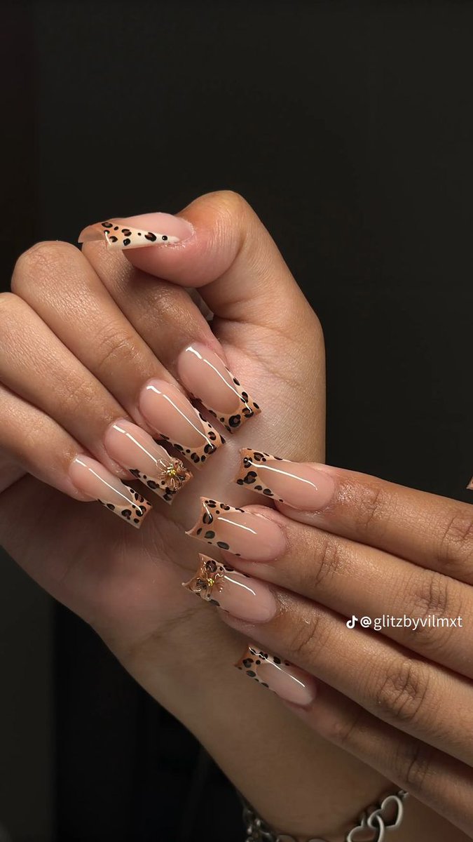 theGIRLScare. ng tweet media