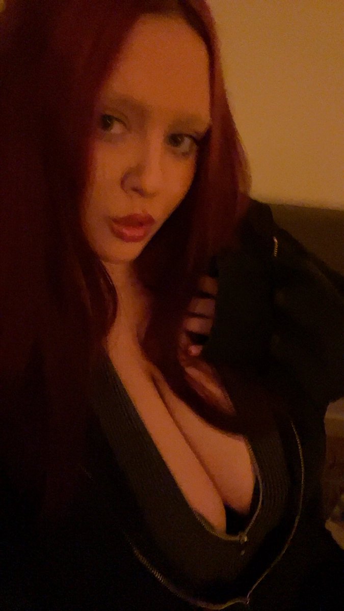 sarah ★ tweet media