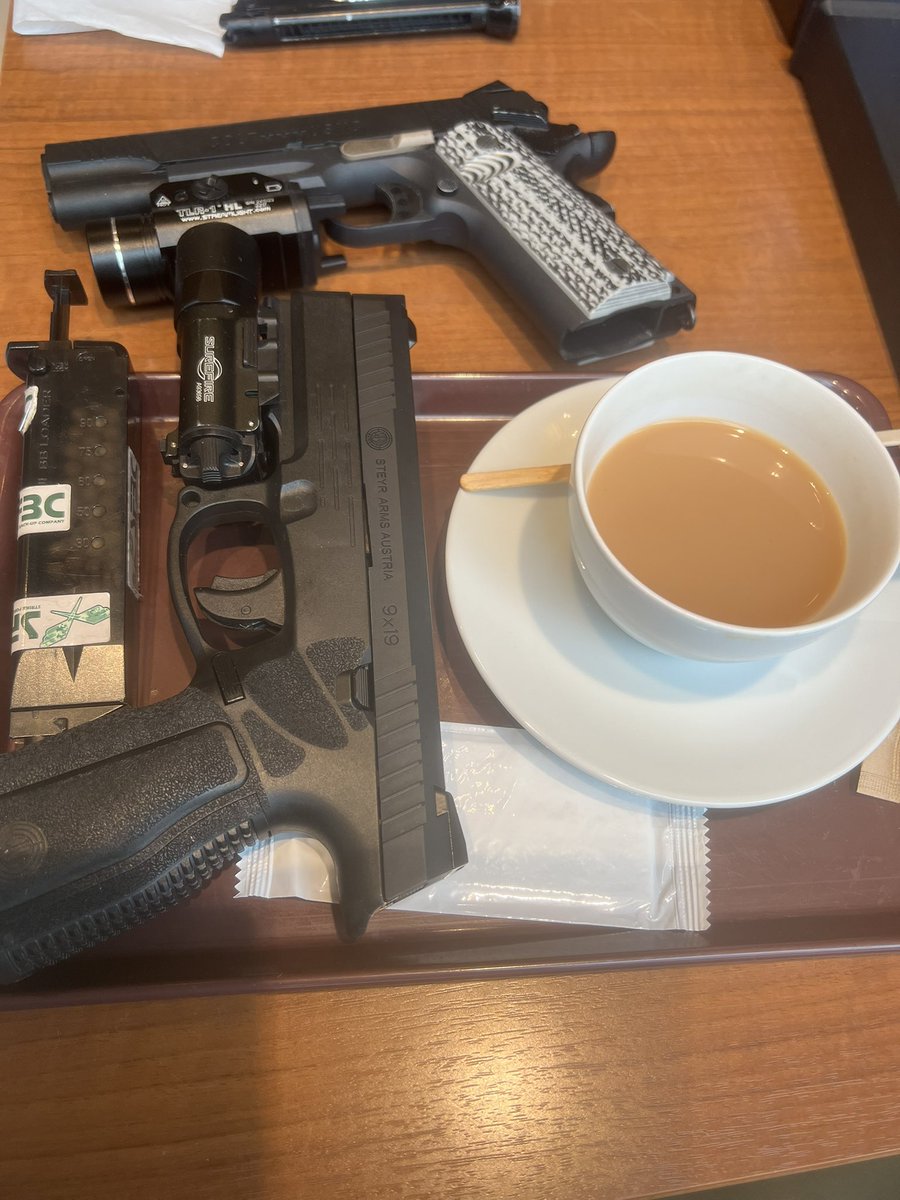 ミサト tweet media