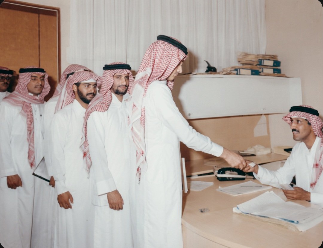 #عاشق_الماضي tweet media