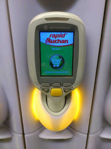 Annie Dingo🍍 tweet media