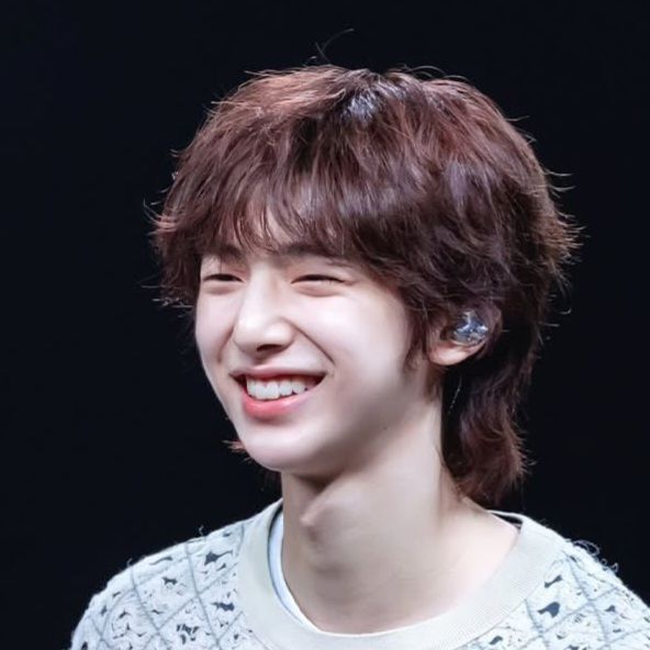 levie ☆ REDRED tweet media