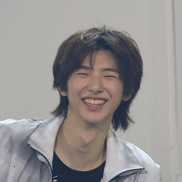 levie ☆ REDRED tweet media