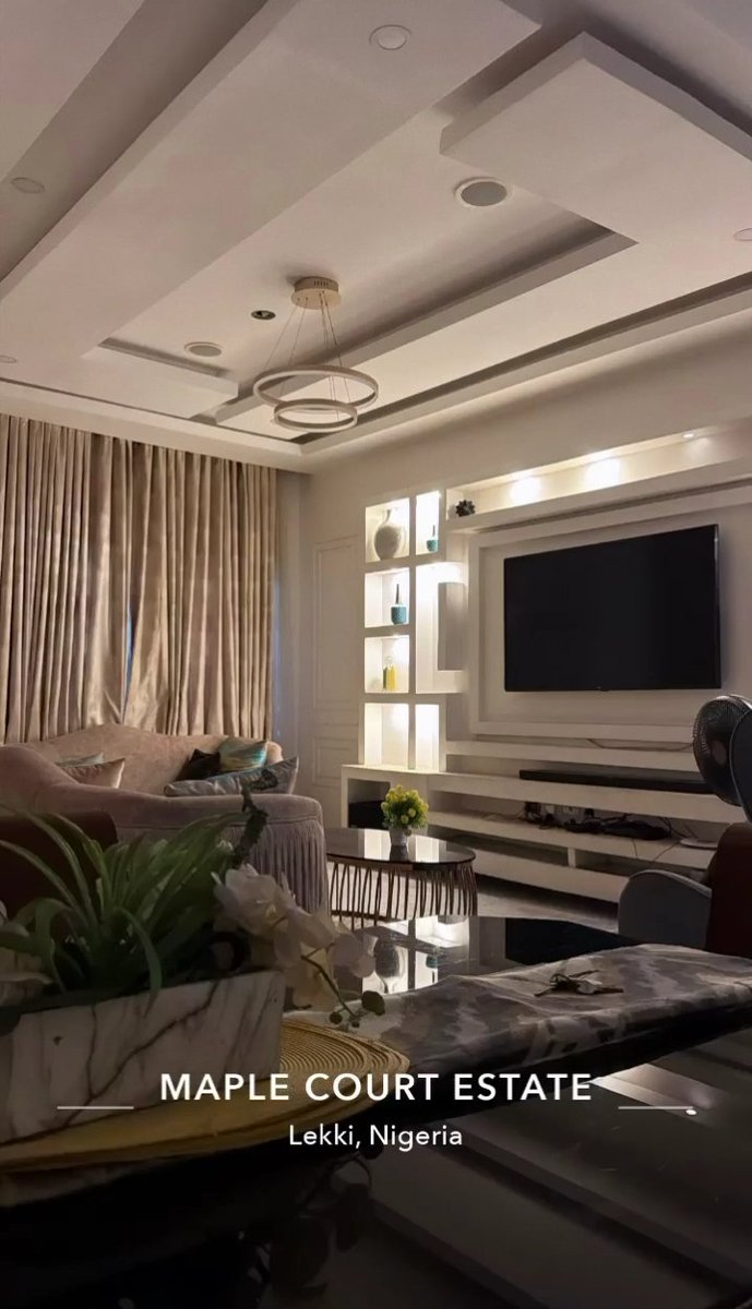 Favour Adjenuvurhe tweet media