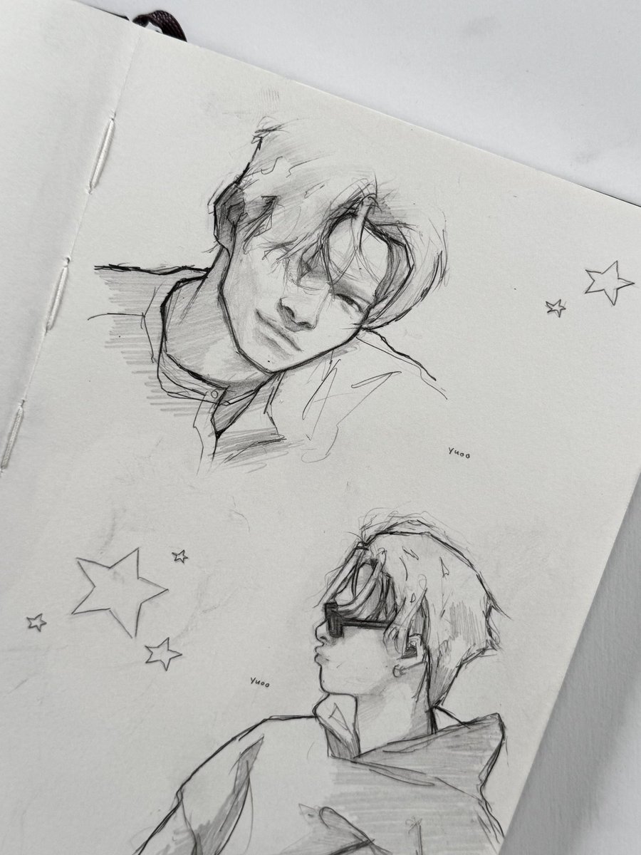 caro ☆ tweet media