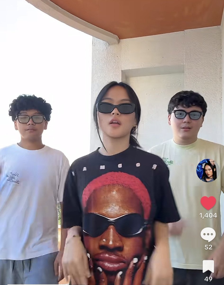 unica🦌🌧 tweet media