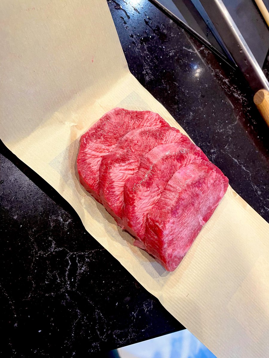 swo_panda's tweet photo. 今日は家で焼肉です🐼🥩
牛タンの芯売っててテンション上がりました🤤
北海道の大沼クラフトビールで乾杯でっす🍻 https://t.co/g7OgOFDMoE