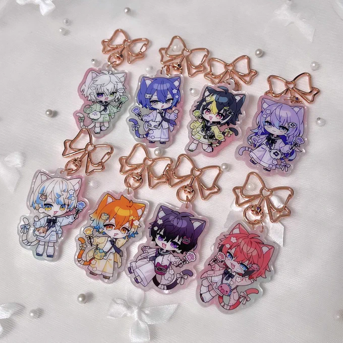 頒布予定のアクキー届きました࣪𖤐.ᐟ マーブル模様のアクリルにラメが入っててめちゃめちゃかわいいです◟( ᵒ̴̶̷̥́ ·̫ ᵒ̴̶̷̣̥̀ ) 猫耳/捏造衣装 #にじそうさく11