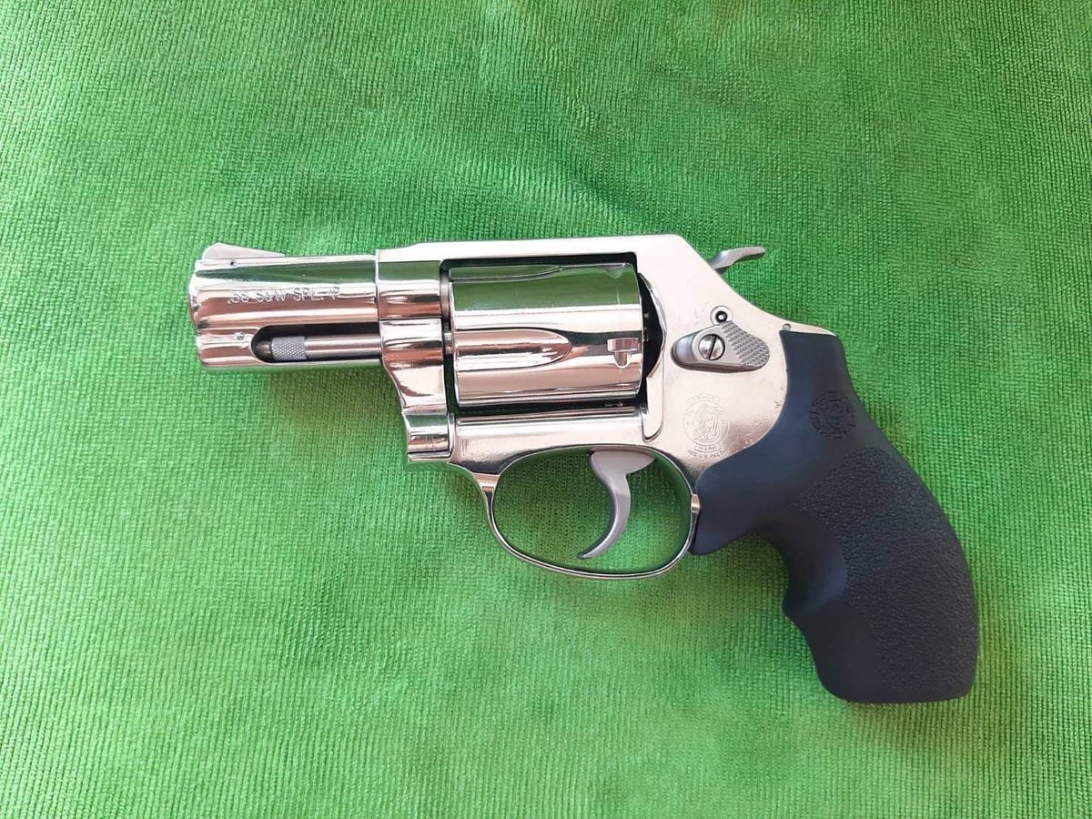 AUTOGUNK's tweet photo. ลูกโม่สมิท ขนาด.38 ไม่มีทะเบียนครับ
ระบบร้อย��ม่มีขัด สินสอด23500฿ https://t.co/3gfaP3Z3n0💚 #ปืนเเท้ #ปืนไม่มีทะเบียน #ปืน #ปืนเถื่อน #ชมรมคนรักปืน #ปืนหลุดจำนำ #ปืนมีทะเบียน #ปืนเถื่อนส่งจริง https://t.co/gYFXLniedI