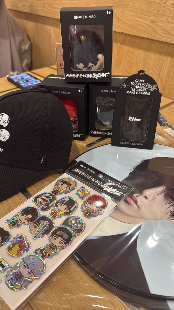 Moonlight 🍓🍫 tweet media